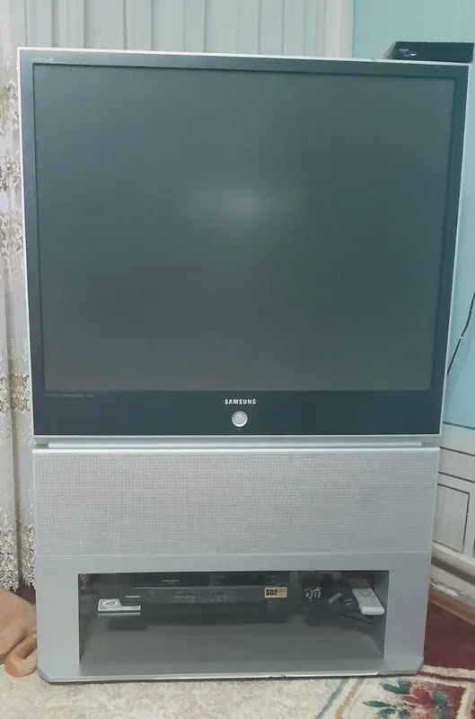 televizor b/u xolati yaxshi