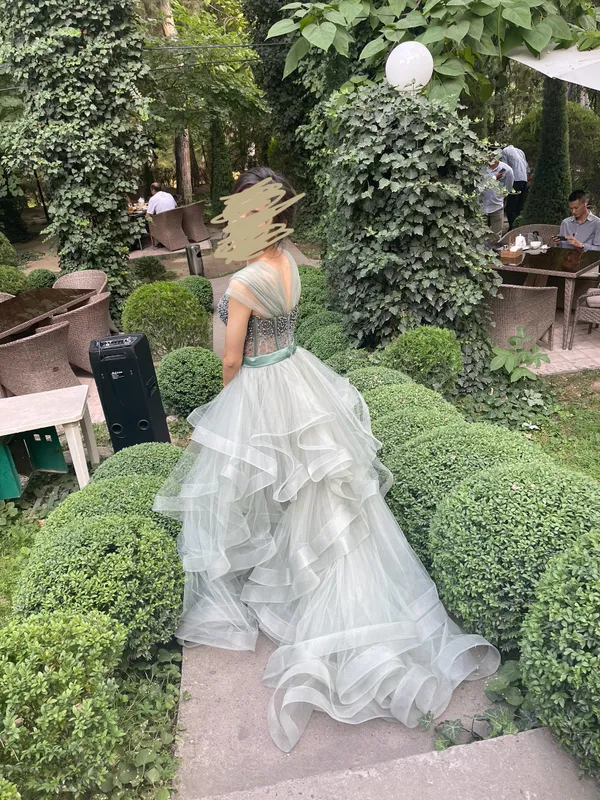 Вечернее платье