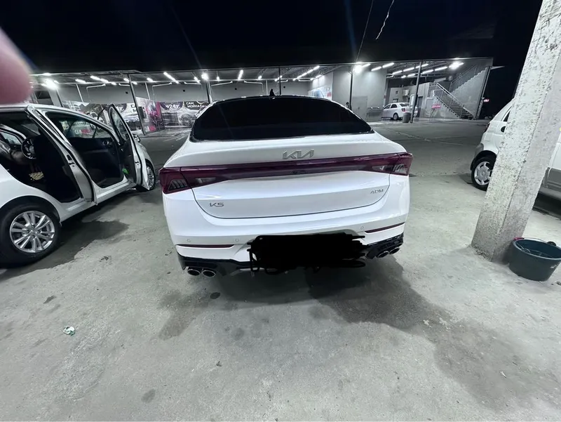 Kia K5 белый Жемчуг 2.0л Турбина — фото 2