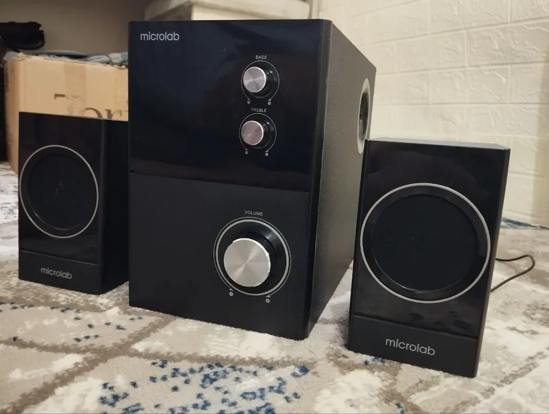 Microlab M-223 акустика для компьютера 1 Microlab M-223 акустика для компьютера 1