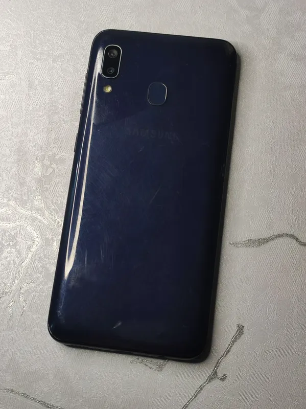 Samsung Galaxy A20