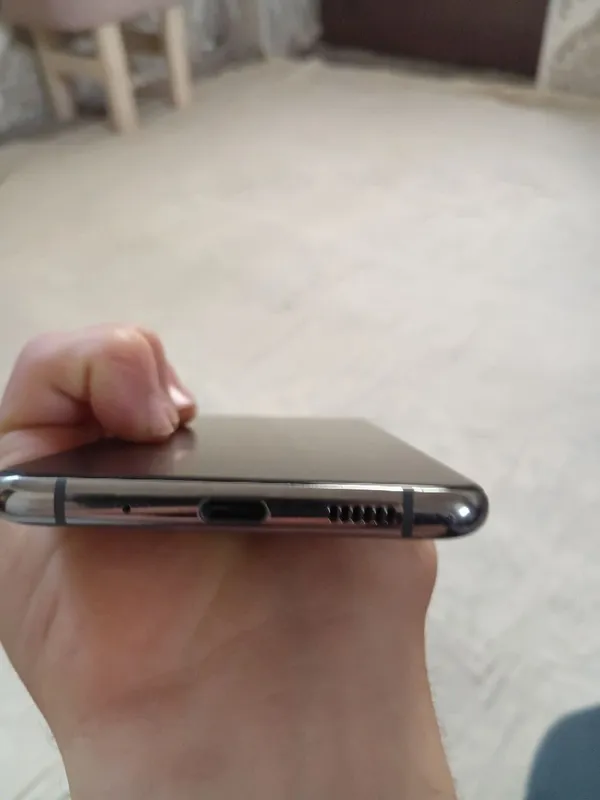 galaxy s20+5g aybi ekran palasa qolgan joyi radno — фото 2