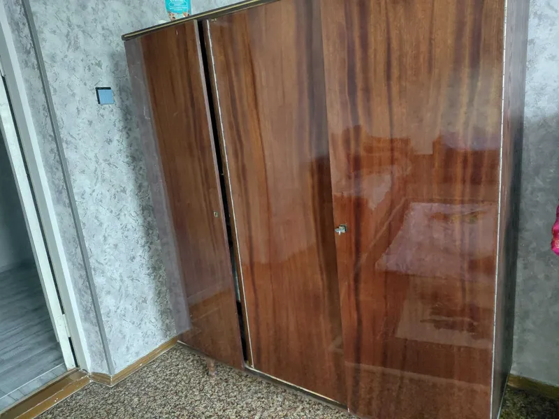 Продается диван и шифонер