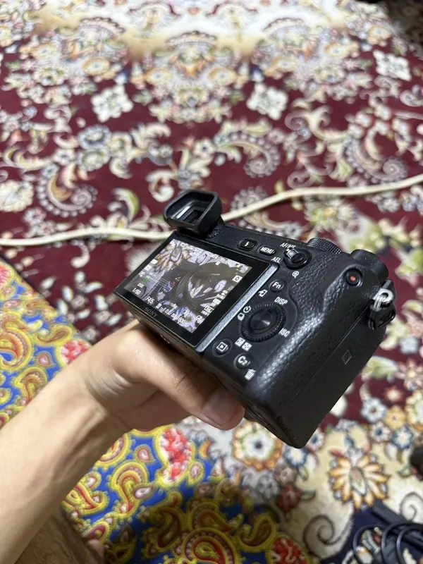 Sony a6300 sotiladi 4 Sony a6300 sotiladi 4