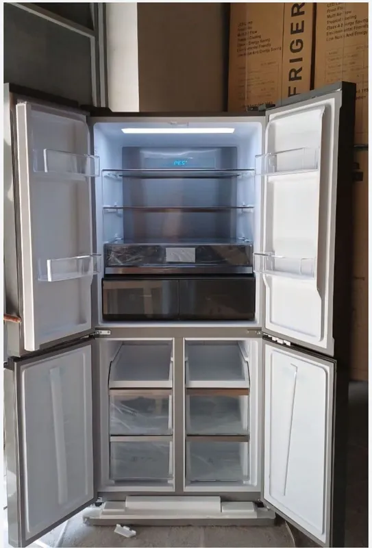 Холодильник от бренда Aiwa
