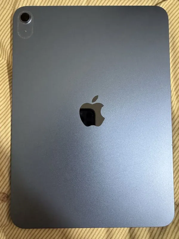 IPAD A16 ayfon planshet sotiladi surochna narxi kelishiladi