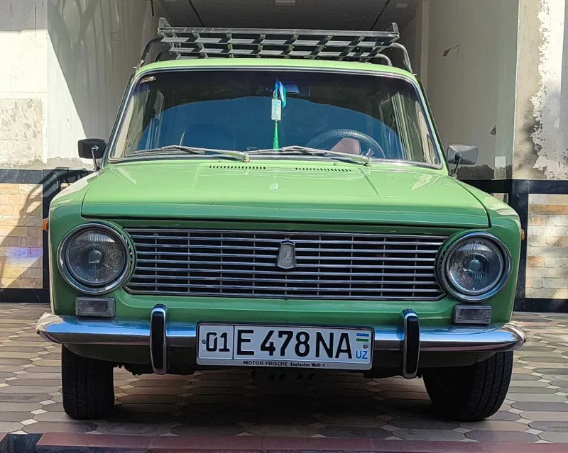 ВАЗ 2101 сотилади. 1983 йил