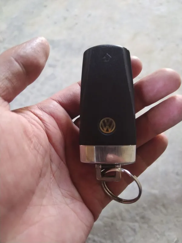 Ключ Volkswagen B6 2 Ключ Volkswagen B6 2