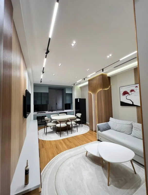 Финансовый институт, ЖК Imperial Club City
2ком 2