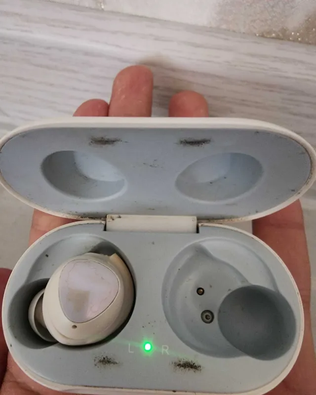 Планшет Lenovo, оригинальные AirPods, LED-наушники, компьютер, телефон 7 Планшет Lenovo, оригинальные AirPods, LED-наушники, компьютер, телефон 7