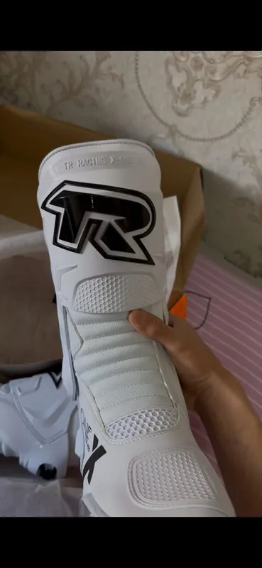 Motoboots Tiger tr one x pro sports срочно — фото 1 Motoboots Tiger tr one x pro sports срочно — фото 1