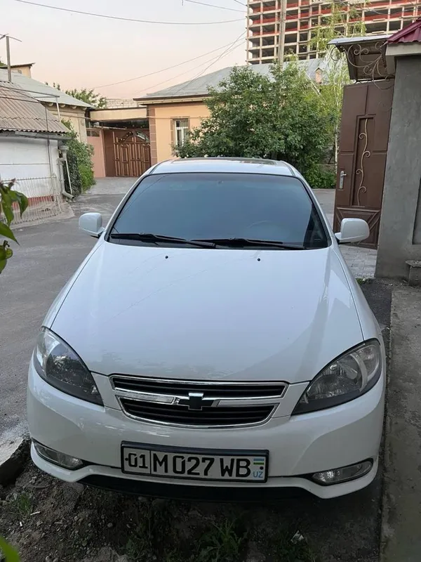 Продаю свою Lasseti gentra chevrolet