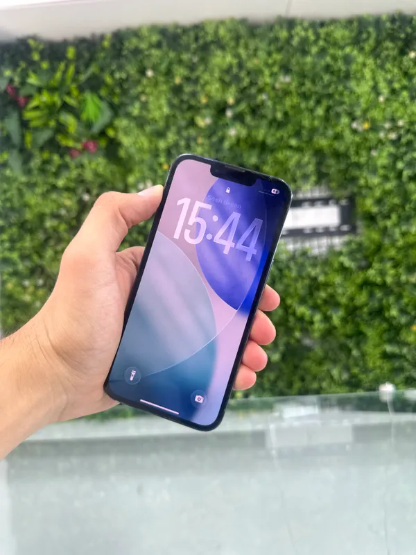 iPhone 13 Pro 2 iPhone 13 Pro 2