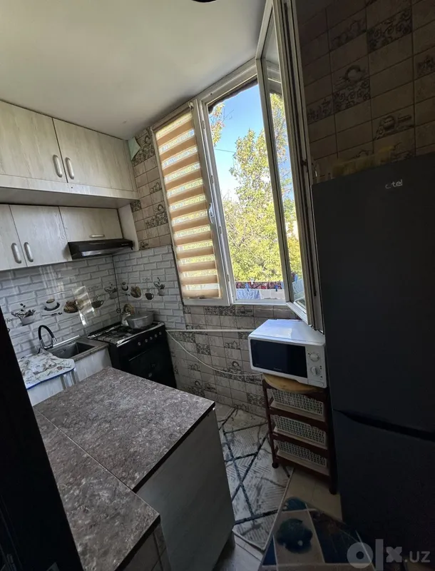 Продаю 2-комнатную квартиру, переделанную в 3 комнаты, 4/4 этаж, балкон 1,5×6. ТТЗ-2. 6