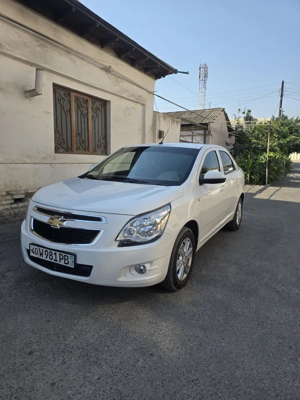 Cobalt 4-pozisiya sotiladi 12000-km bemzin kraska tozza. 1