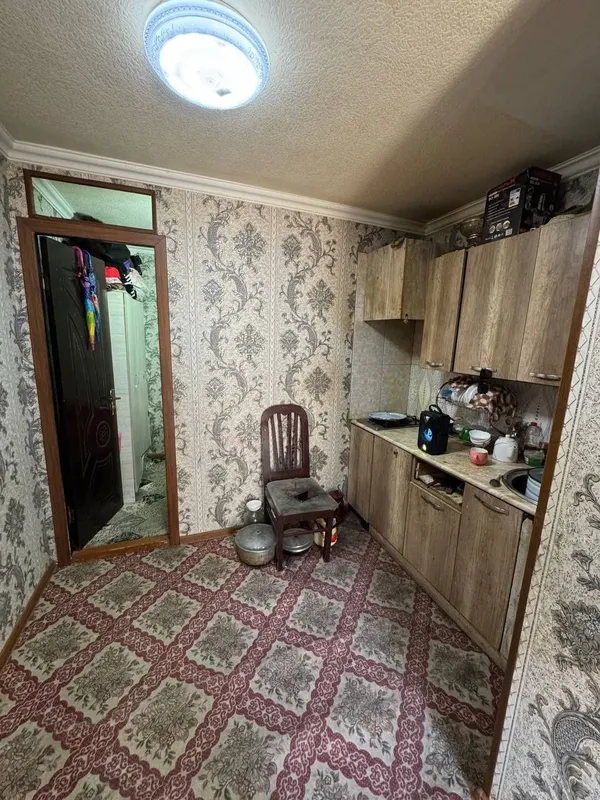 Продаётся квартира в Янгийуле, в центре: 1-й этаж 2-этажного дома, 2-комнатная квартира 5 Продаётся квартира в Янгийуле, в центре: 1-й этаж 2-этажного дома, 2-комнатная квартира 5