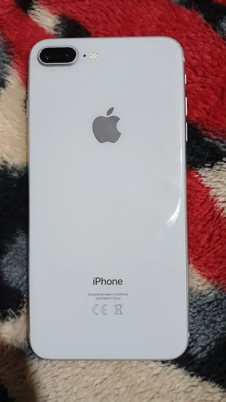 iPhone 8 Plus 64 ГБ 5 iPhone 8 Plus 64 ГБ 5