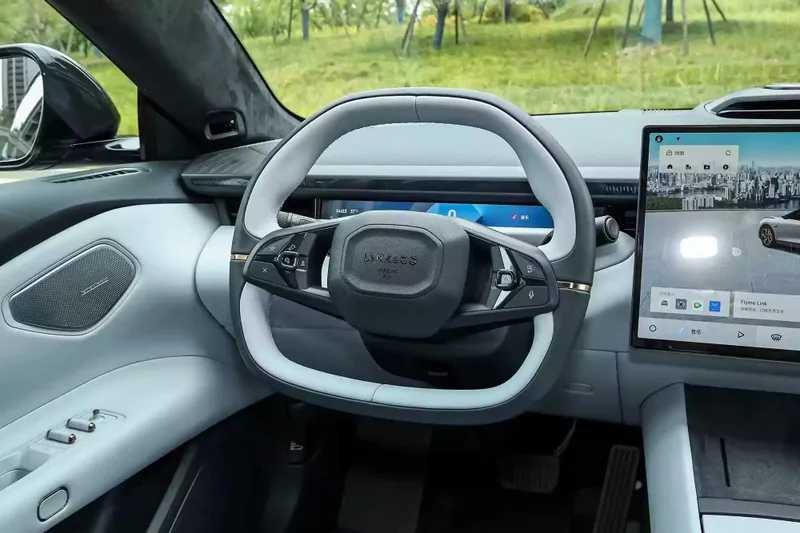 lynk & co Z 10FULL Naxt va xalol nasiya savdo — фото 1
