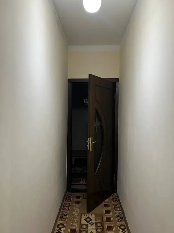 Sergeli 5 a 3 xonali uy 1 qavatda 2