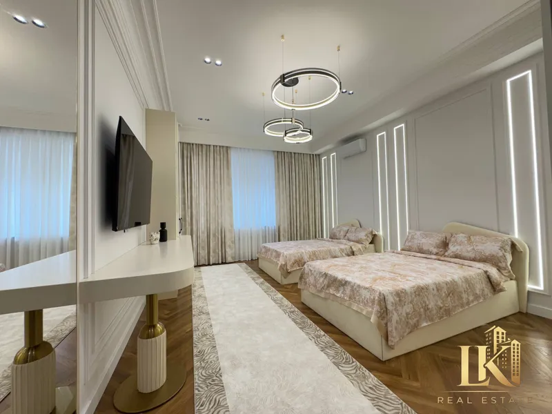 5-комнатная квартира, ЖК Габус, 5/3/7, вид на Гастроулицу — фото 3