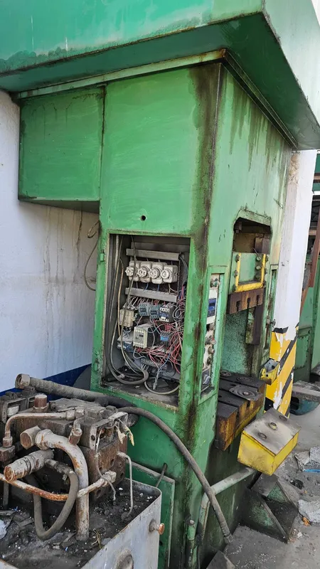 Sotiladi — 100 tonnalik gidravlik press, narxi kelishiladi. — фото 2