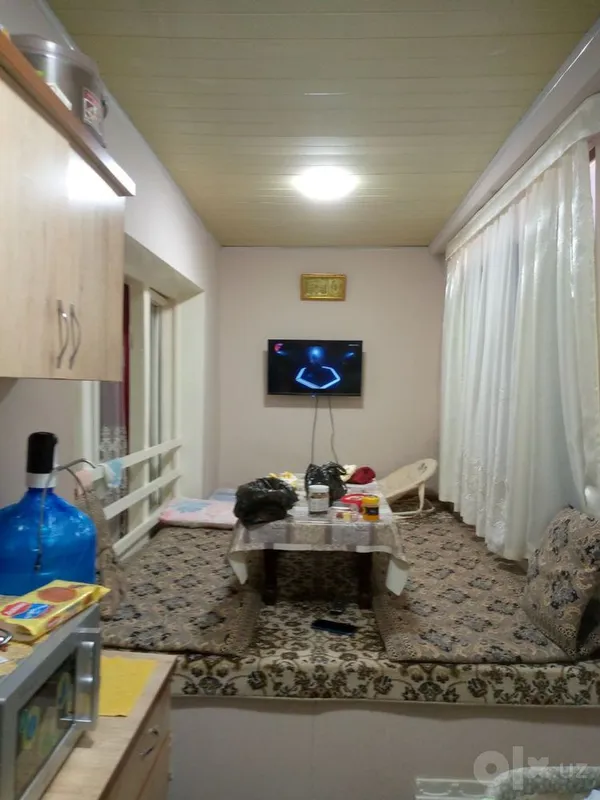 Dom sotiladi Novi sentrdan 2 xonalik 4 etaj 3 Dom sotiladi Novi sentrdan 2 xonalik 4 etaj 3