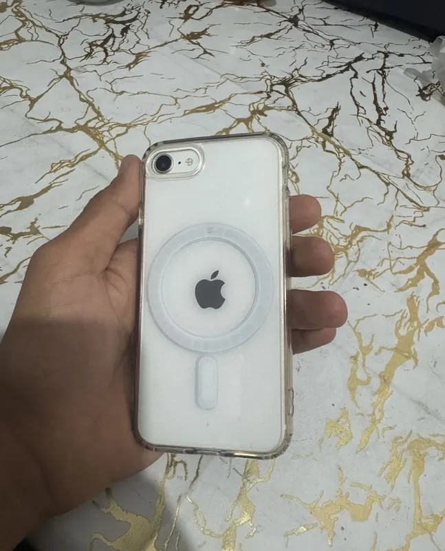 iPhone SE 2020 (2-е поколение) 1 iPhone SE 2020 (2-е поколение) 1
