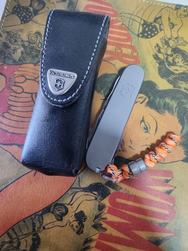Victorinox Climber с титановыми накладками и чехлом 1 Victorinox Climber с титановыми накладками и чехлом 1