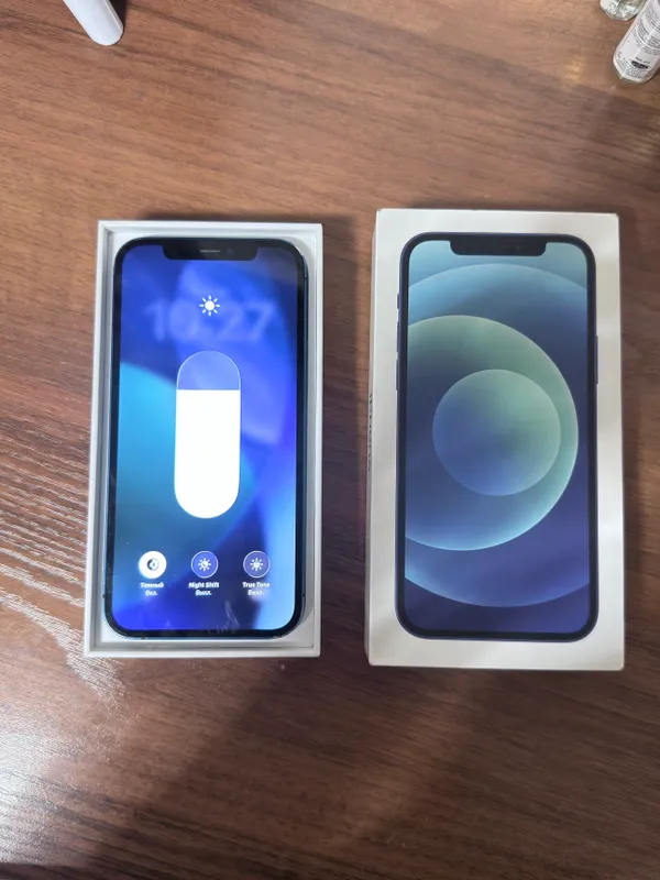 Iphone 12 с коробкой, 64 ГБ 2