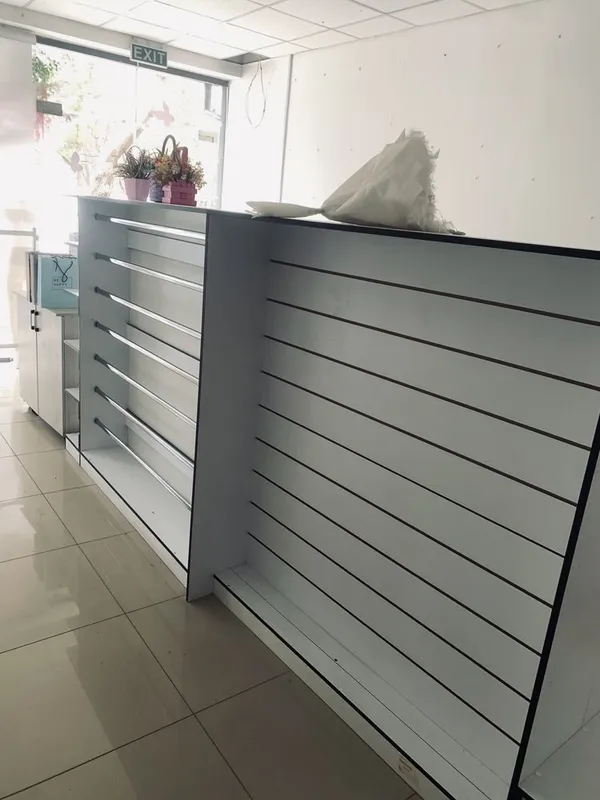 mebel sotiladi magazin uchun
