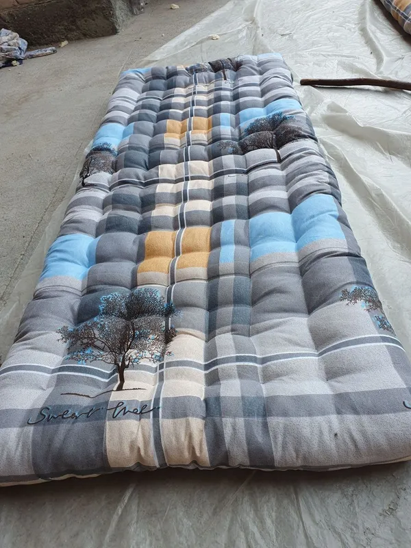 Matras yastiq korpa