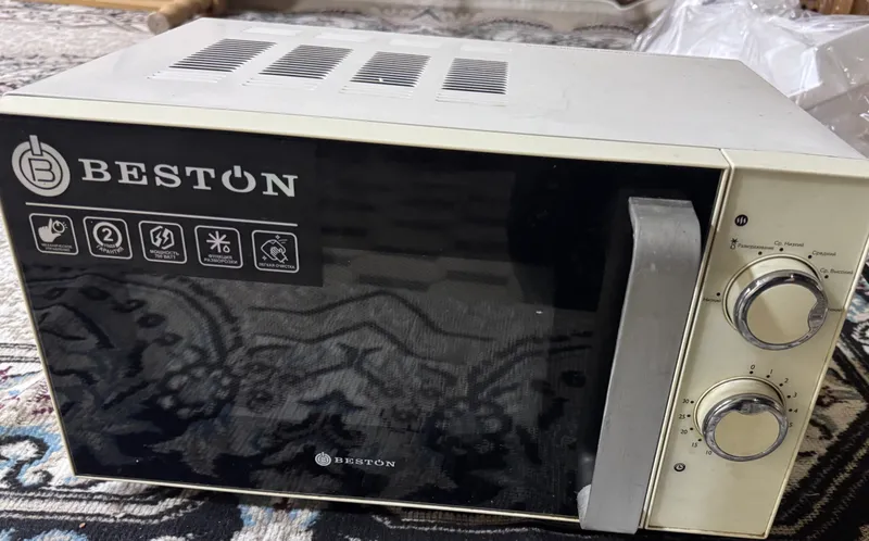 Микроволновая печь Beston 3