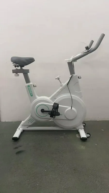 Velo trenajor 7