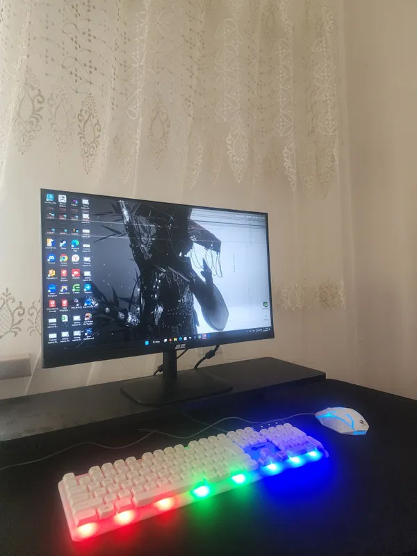 2E gaming monitor sotiladi B/U 2 2E gaming monitor sotiladi B/U 2