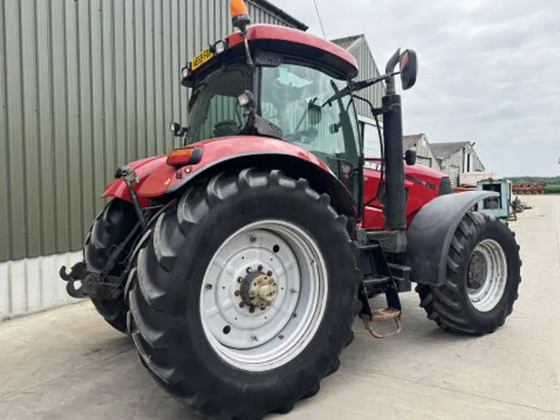 Трактор колесный Case IH Puma 210 4
