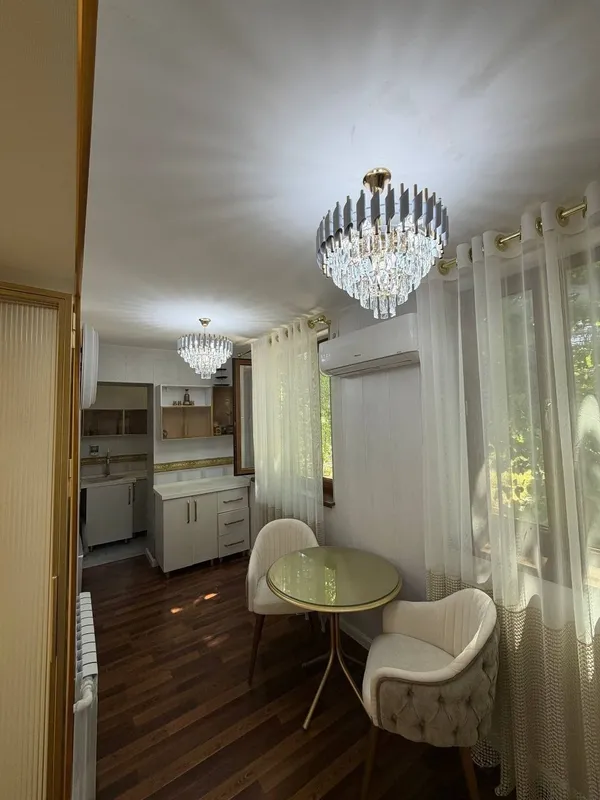 Mirzo-Ulug‘bek tumanida 75 m² (3/4) shinam 3 xonali kvartira sotiladi 6