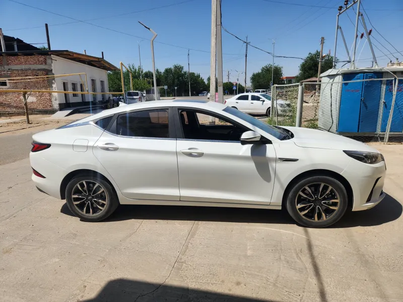 Jac j7 liftbek sotiladi 4 Jac j7 liftbek sotiladi 4
