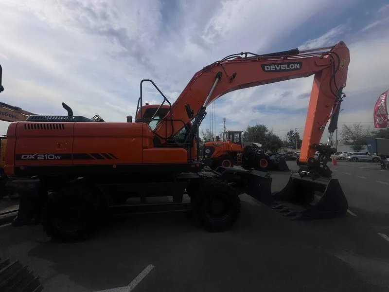 DEVELON (DOOSAN) DX210W Вариантлар бор 2 DEVELON (DOOSAN) DX210W Вариантлар бор 2