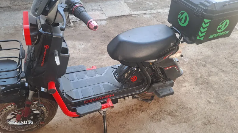 skuter satiladi jaqsi taza 3 ay aydalgan 3