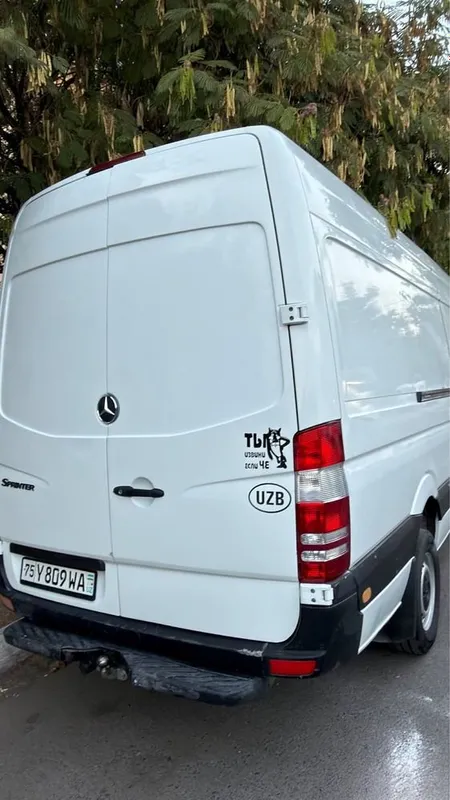 Mercedes Sprinter sotiladi 2 Mercedes Sprinter sotiladi 2