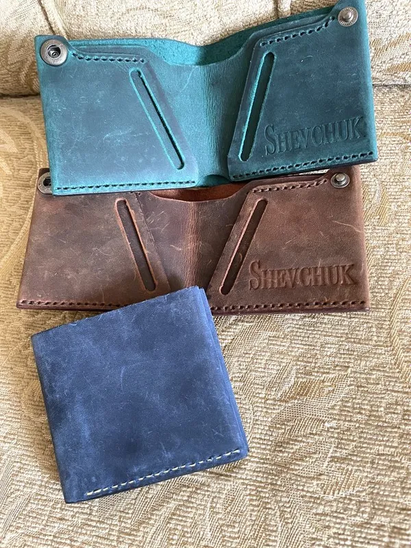 Кошелёк. Изделие из кожи.