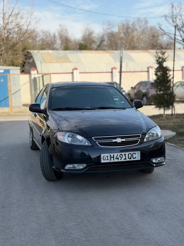 Gentra dark blue 2023 yil holati ideal 1 Gentra dark blue 2023 yil holati ideal 1