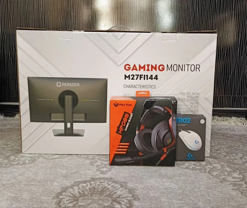 Igrovoy monitor komplekt
