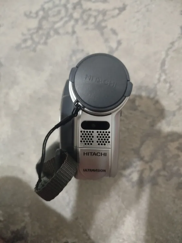 HITACHI Hitachi kamera ideal holatda 5 HITACHI Hitachi kamera ideal holatda 5