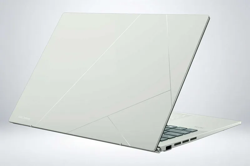 ASUS Zenbook 14 OLED/ Core i9 / 32GB / 1TB / 14' 2.5K OLED/ Windows 11 — фото 6