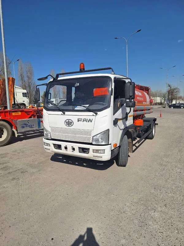 Ассенизационная машина FAW Tiger V VUM5110, 6м³ Ассенизационная машина FAW Tiger V VUM5110, 6м³