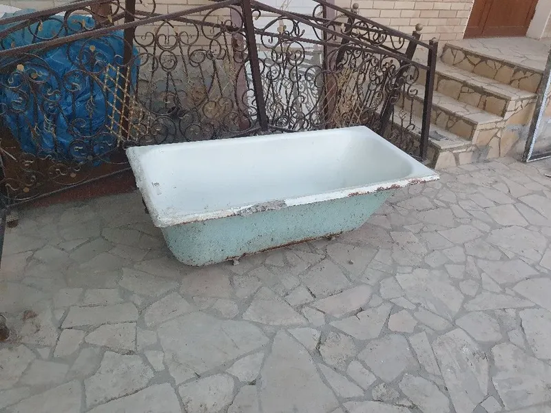 ванна чугунная б/у — фото 1