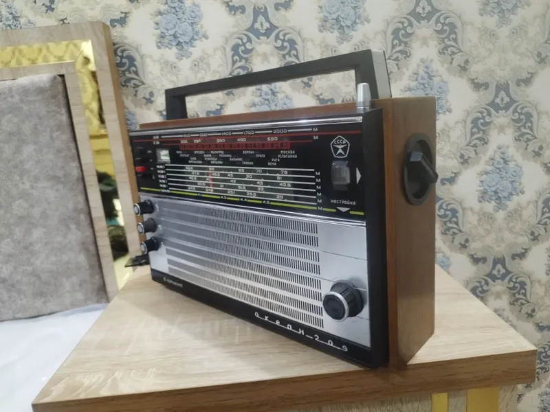 Radiopriemnik okean 209 4