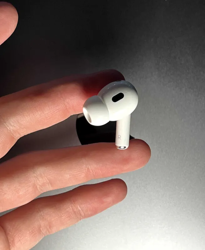 AirPods Pro 2 Type-C Правый Наушник Оргинал(А3048) AirPods Pro 2 Type-C Правый Наушник Оргинал(А3048)
