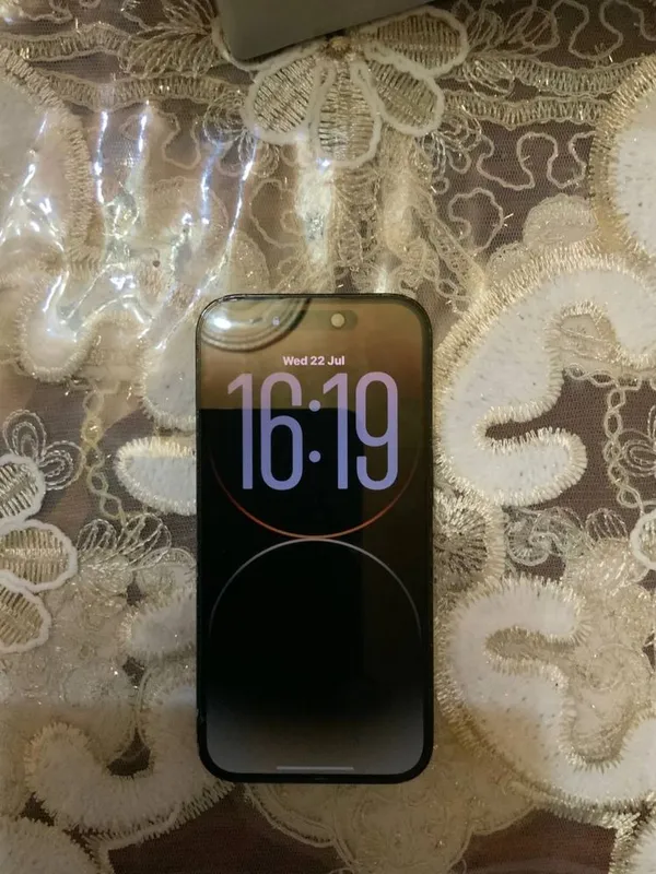 Iphon 14 pro karobkasi bn 1